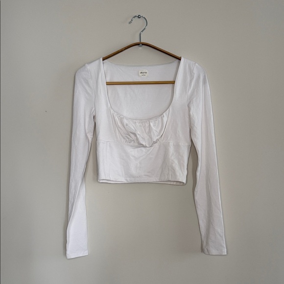 Wilfred Tops - Wilfred Elegant White Long Sleeve Tee Orbit Long Sleeve